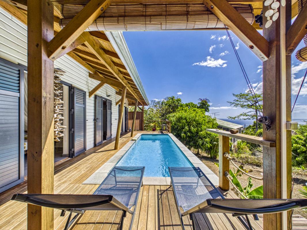 2.Location villa piscine vue mer 3 chambres Deshaies Guadeloupe